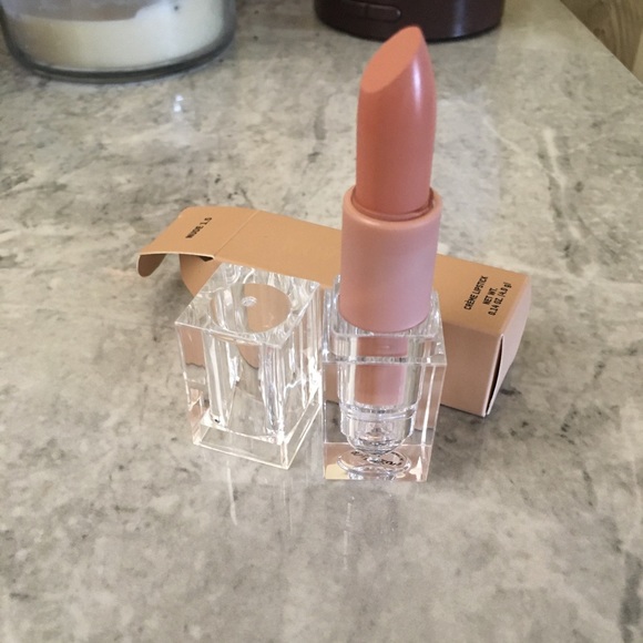 KKW Beauty Other - KKW Beauty Nude 1.5 Creme Lipstick